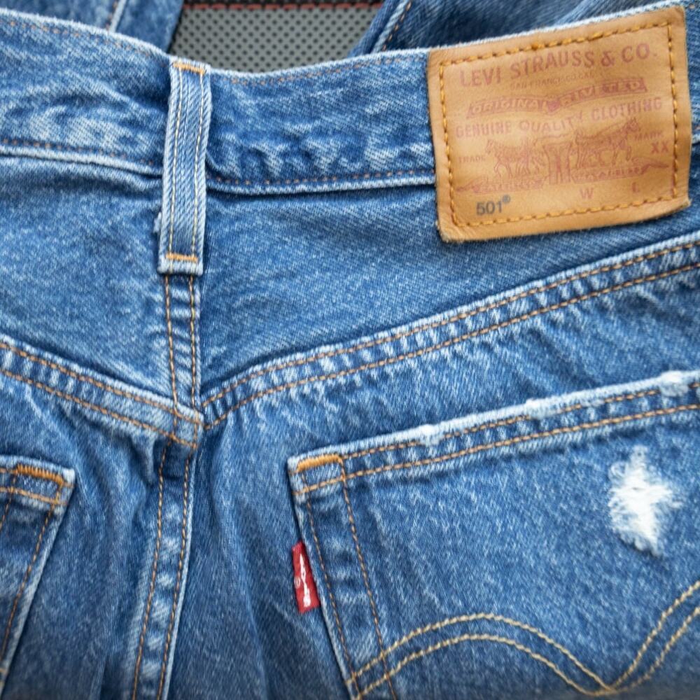 Levi's 501 Original Cropped Ladies Jeans Size 25 W , 26L - Picture 6 of 11